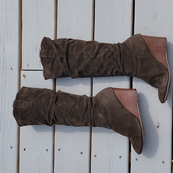 Brown Calf Boot - Picture 2 of 13